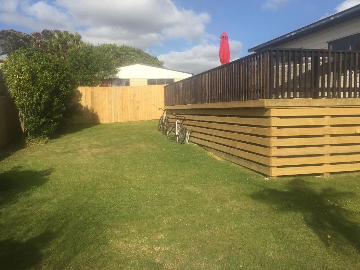 Raglan Family Beach Retreat - 2 Bedrooms - With Wifi Exterior photo