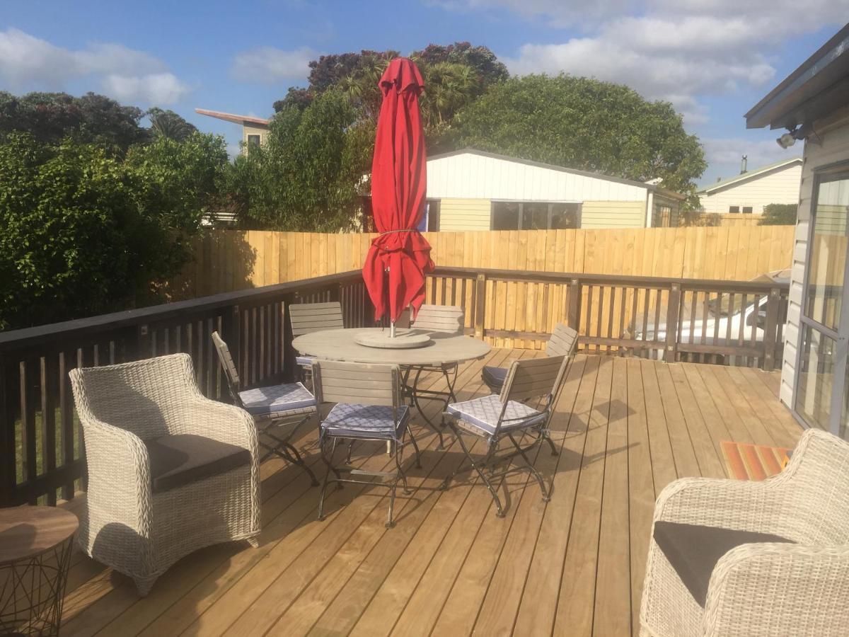 Raglan Family Beach Retreat - 2 Bedrooms - With Wifi Exterior photo