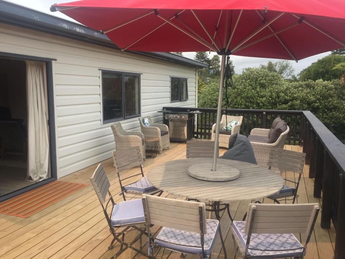 Raglan Family Beach Retreat - 2 Bedrooms - With Wifi Exterior photo